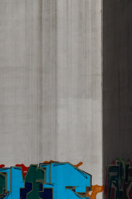 fot. Marta Reszka &copy; 2014. Graffiti under a bridge, Gdansk - graffiti pod mostem, Gdańsk